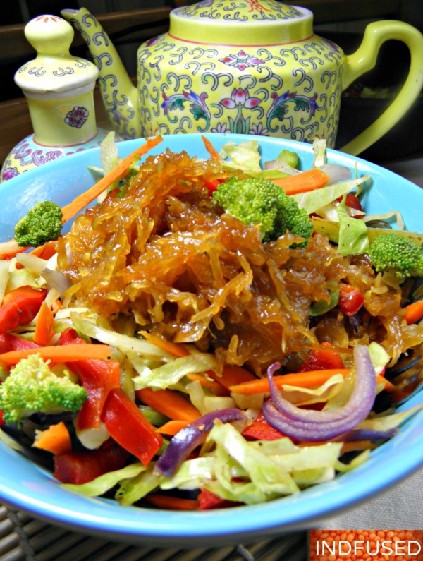#Gluten free,#figurefriendly,#Spaghetti #squash #noodles with #fingerlicking good #Sriracha #hoisin #honey #sauce