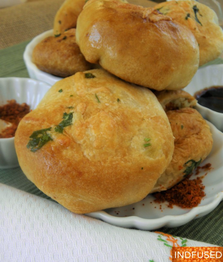 #Pillsbury Grand Jr. #stuffed #biscuits # popular #indiancuisine #streetfood #vada paav #stuffing, #vegetarian #garlicky #cheesy #snack #quick and #easy #recipe
