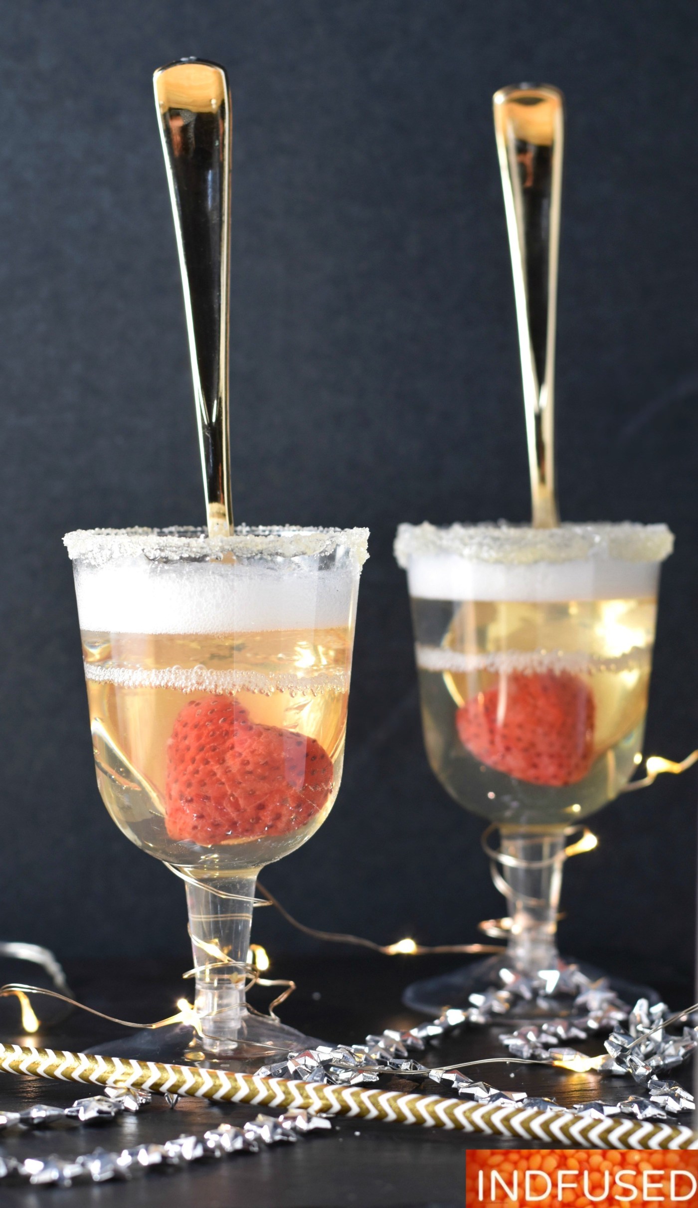 Dazzling Champagne Jelly Flutes for New Years party serves 2. setting time 3 hours